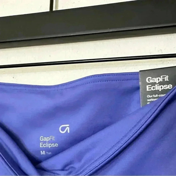 Gap fit Eclipse Leggings - Picture 2 of 3